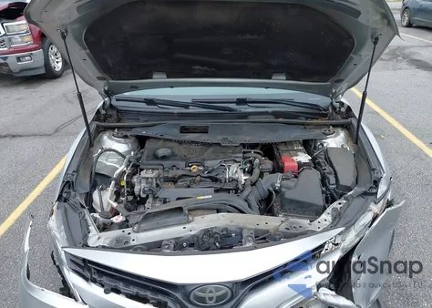2018 Toyota Camry Le z USA, uszkodzony, nr VIN 4T1B11HK7JU058646